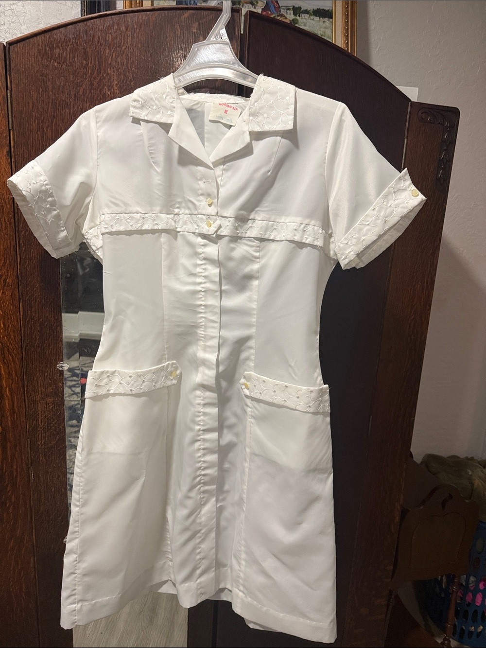 Real Vintage Nurse uniform by Linda Lane White Short-Sleeve
